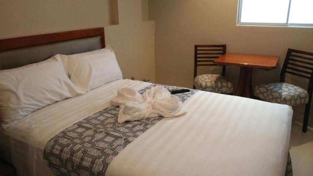 Bora Hotel Iquitos Ruang foto