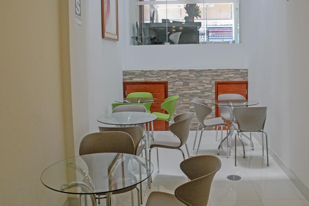 Bora Hotel Iquitos Bagian luar foto