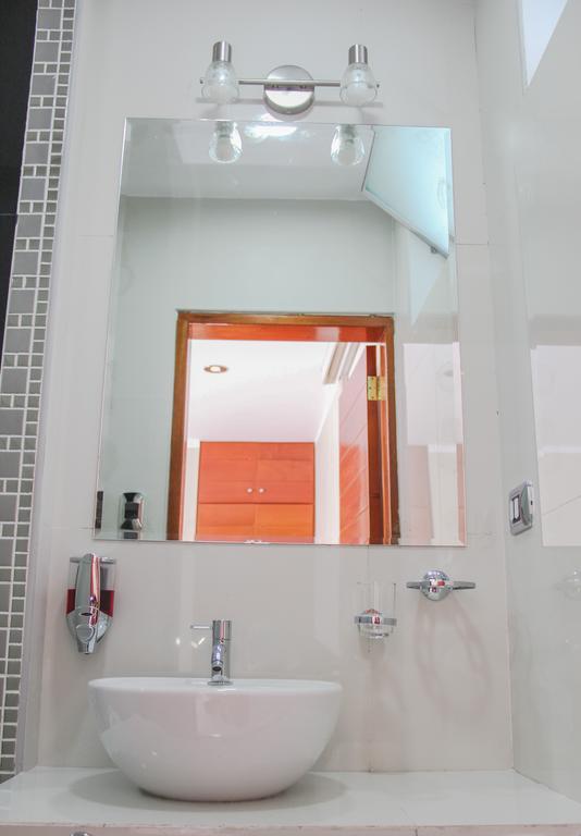 Bora Hotel Iquitos Ruang foto