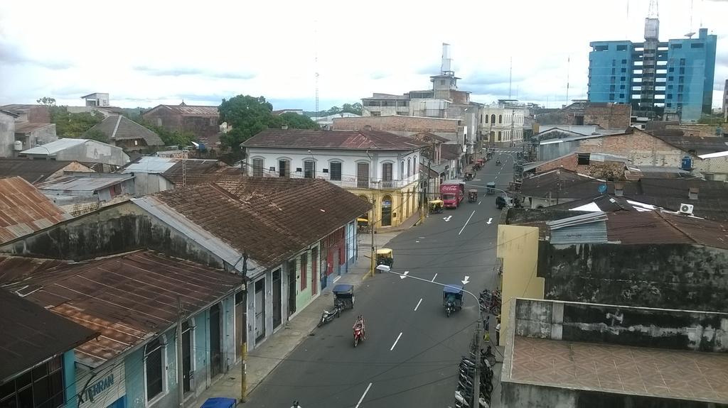 Bora Hotel Iquitos Bagian luar foto